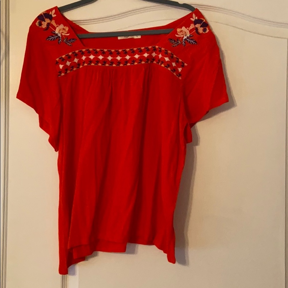 Hazel Uvada Embroidered Detailed Top